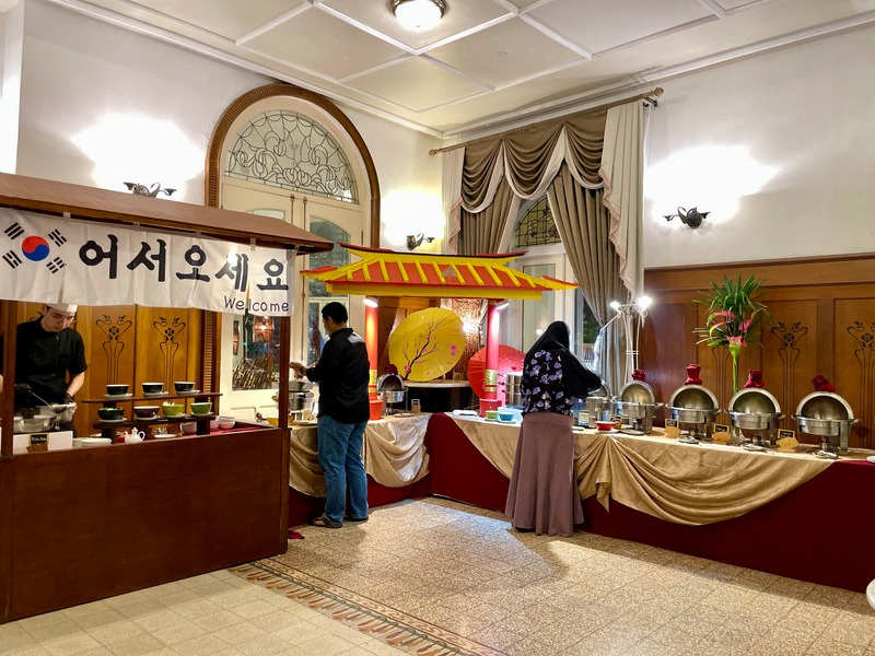 Food stalls at majapahit hotel